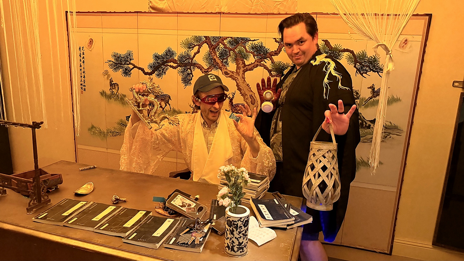 Royal Library players trying legendary tools